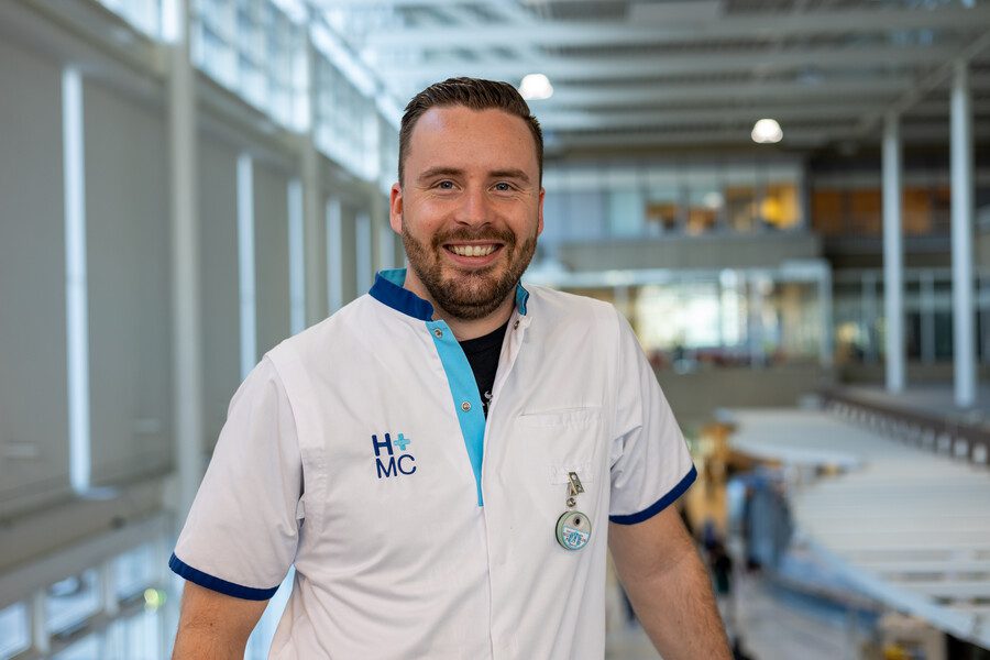 De laborant in het traumacentrum - Leander