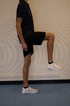 oefening staand na breuk heup